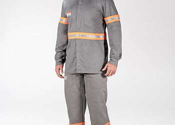 Camisa retardante à chama Camisa retardante à chama