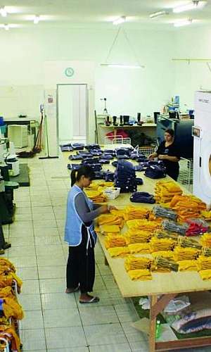 Lavanderia industrial de uniformes Lavanderia industrial de uniformes