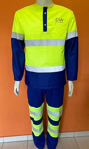 uniforme com faixa refletiva profissional